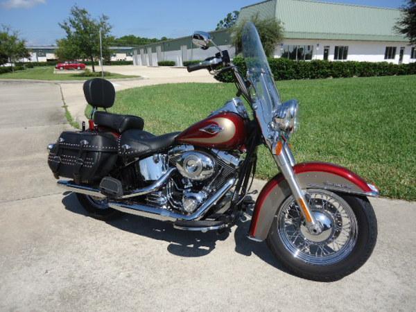 2009 Harley Softail Heritage low miles and like new !!!