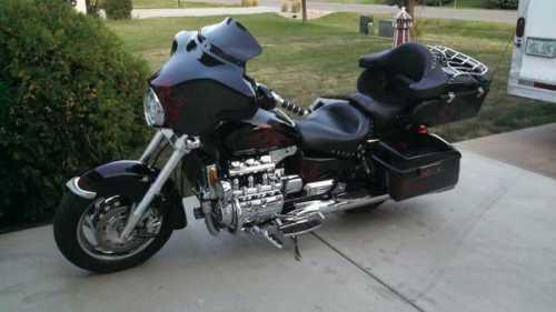 1998 Honda Valkyrie Goldwing in Chillicothe , IL