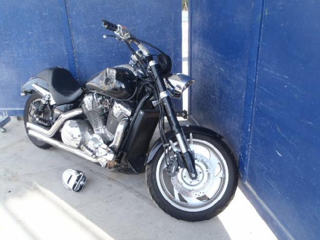 Salvage HONDA MOTORCYCLE 1.8L  2 2003   - Ref#31993393