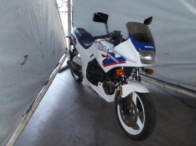 Salvage HONDA MOTORCYCLE .3L  2 1990   - Ref#25635073