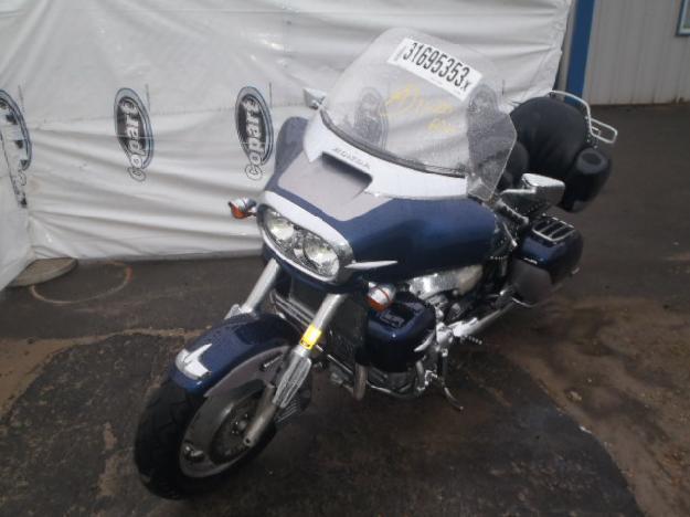 Salvage HONDA MOTORCYCLE 1.5L  6 2000   - Ref#31695353
