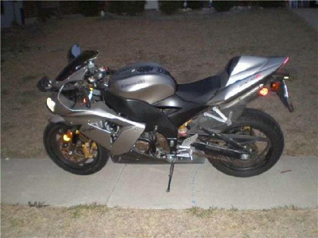 2005 Kawasaki Motorcycle