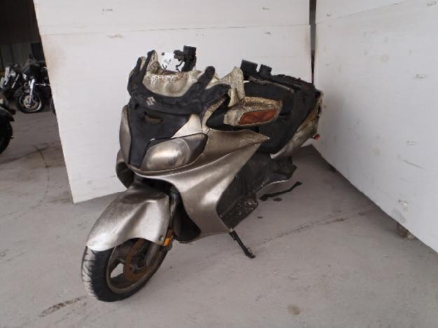 Salvage SUZUKI MOTORCYCLE .6L  2 2003   - Ref#29351343