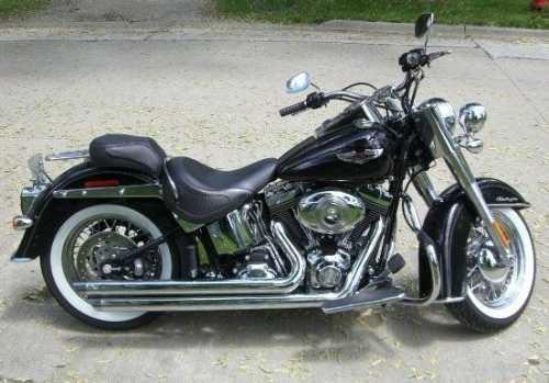 2007 Harley Davidson Softail Deluxe FLSTN Cruiser in Danvers, IL