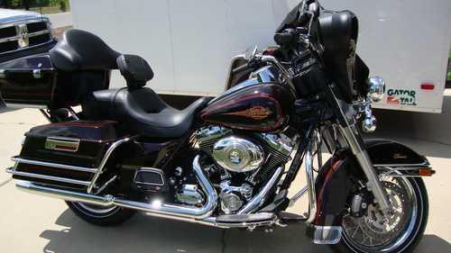 2011 Harley Davidson FLHTC Classic in Deltona , FL