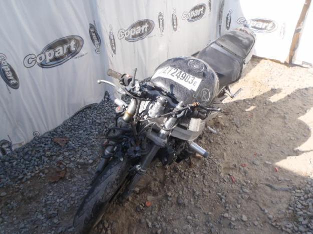 Salvage HONDA MOTORCYCLE .9L  4 2000   - Ref#22724903
