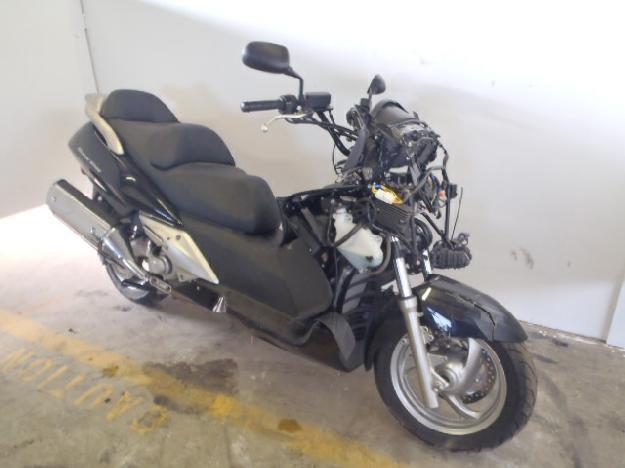 Salvage HONDA MOTORCYCLE .6L  2 2012   - Ref#28507003