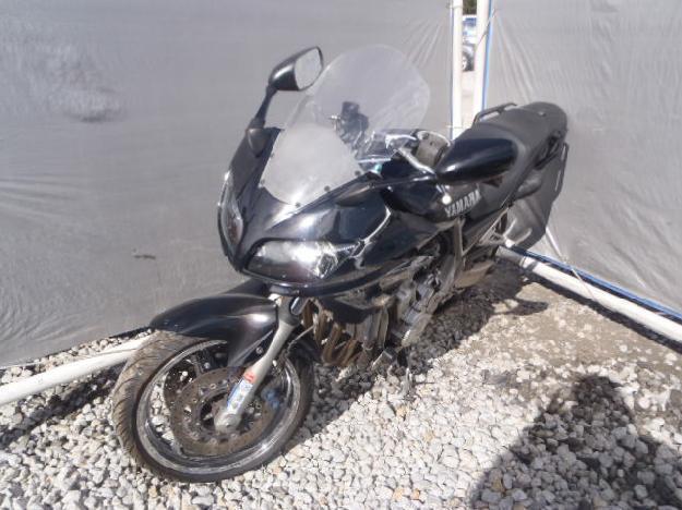 Salvage YAMAHA MOTORCYCLE 1.0L  4 2002   - Ref#28741243