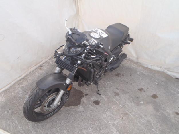 Salvage HONDA MOTORCYCLE 1.0L  4 1996   - Ref#30785643