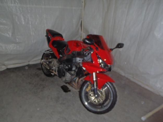 Salvage HONDA MOTORCYCLE 1.0L  4 2002   - Ref#26062223