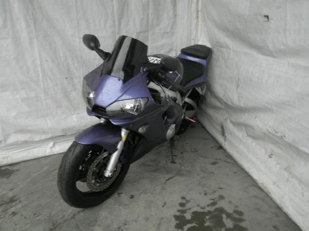 Salvage YAMAHA MOTORCYCLE .6L  4 2000   - Ref#32053733