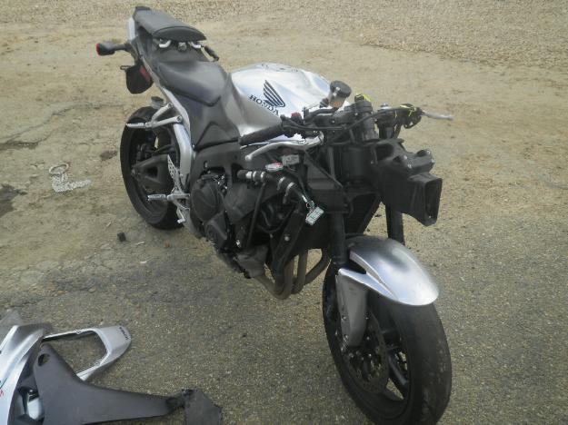 Salvage HONDA MOTORCYCLE .6L  4 2008   - Ref#25143413