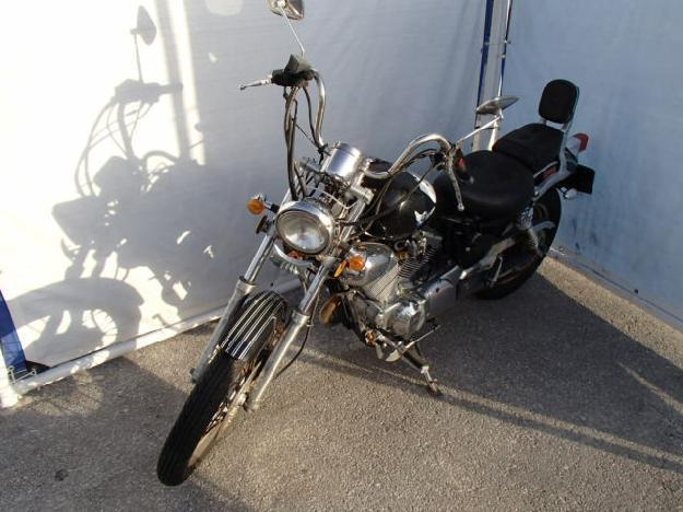 Salvage DIAD MOTORCYCLE   2005   - Ref#34063913