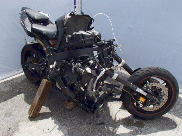 Salvage YAMAHA MOTORCYCLE 1.0L  4 2005   - Ref#18515353