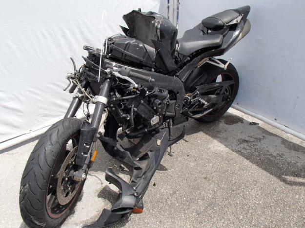 Salvage YAMAHA MOTORCYCLE 1.0L  4 2005   - Ref#18515353
