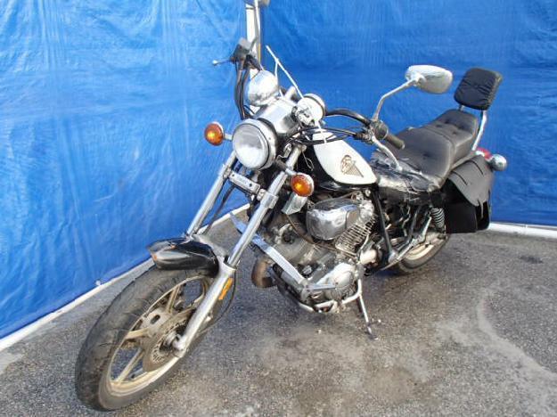 Salvage YAMAHA MOTORCYCLE .7L  2 1997   - Ref#31421833