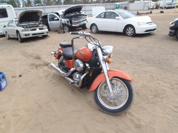 Salvage HONDA MOTORCYCLE .7L  2 2003   - Ref#31792003