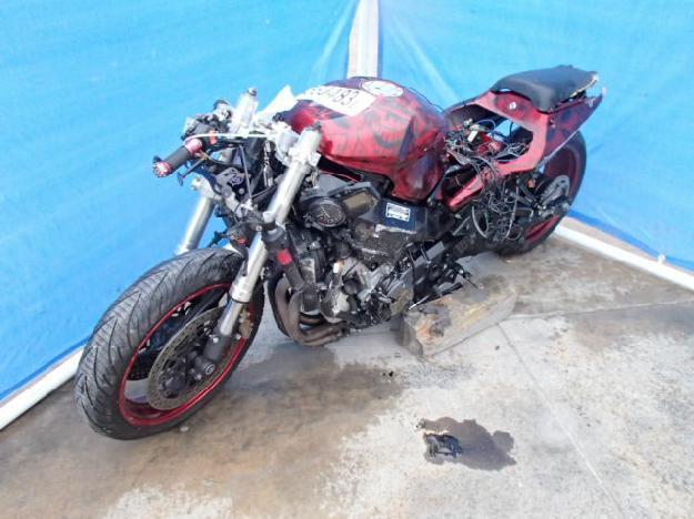 Salvage HONDA MOTORCYCLE 1.0L  4 2002   - Ref#30580483