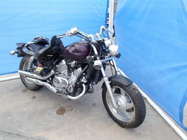 Salvage HONDA MOTORCYCLE .7L  4 1997   - Ref#27712463