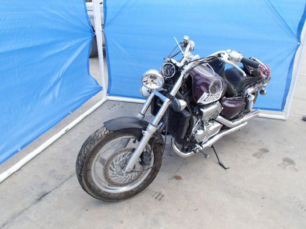 Salvage HONDA MOTORCYCLE .7L  4 1997   - Ref#27712463