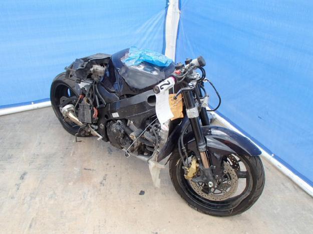 Salvage SUZUKI MOTORCYCLE .7L  4 2005   - Ref#24546603