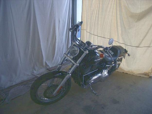 Salvage HARLEY-DAVIDSON MOTORCYCLE 1.6L  2 2011   - Ref#25500872