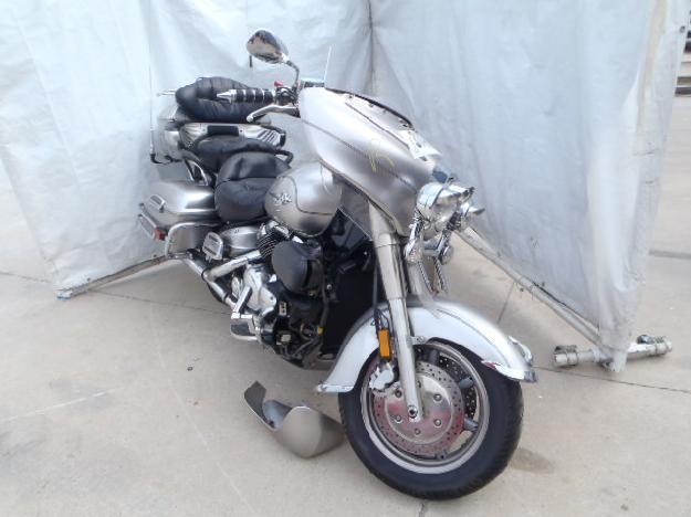 Salvage YAMAHA MOTORCYCLE 1.3L  4 2005   - Ref#31483193