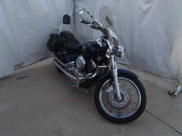 Salvage YAMAHA MOTORCYCLE .6L  2 2005   - Ref#33729513
