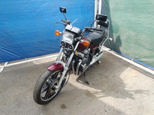 Salvage HONDA MOTORCYCLE .7L  4 1983   - Ref#23365213
