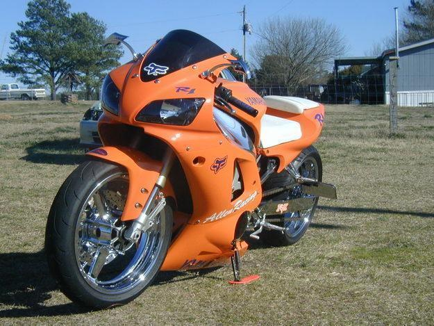 1999 Yamaha R1