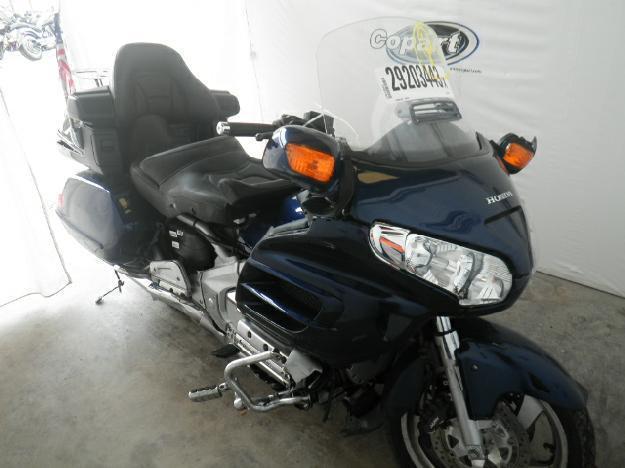 Salvage HONDA MOTORCYCLE 1.8L  6 2007   - Ref#29203443