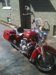 2009 Harley Davidson Road King FLHP Cruiser in Indianapolis, IN