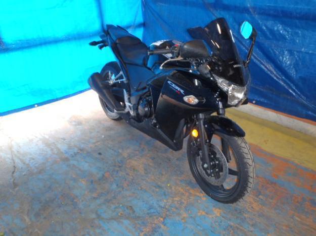 Salvage HONDA MOTORCYCLE .2L  1 2013   - Ref#27602213