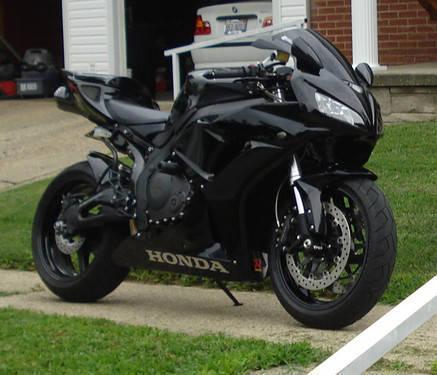 2007 Awesome Honda CBR 1000rr Super Fast and I promise you will be proud to own this one!