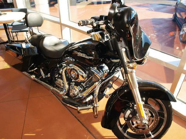 2011 Harley Davidson STREETGLIDE