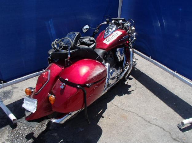 Salvage HONDA MOTORCYCLE 1.3L  2 2005   - Ref#20593243