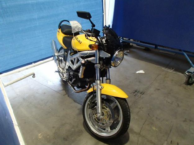 Salvage SUZUKI MOTORCYCLE .6L  2 2002   - Ref#34058953