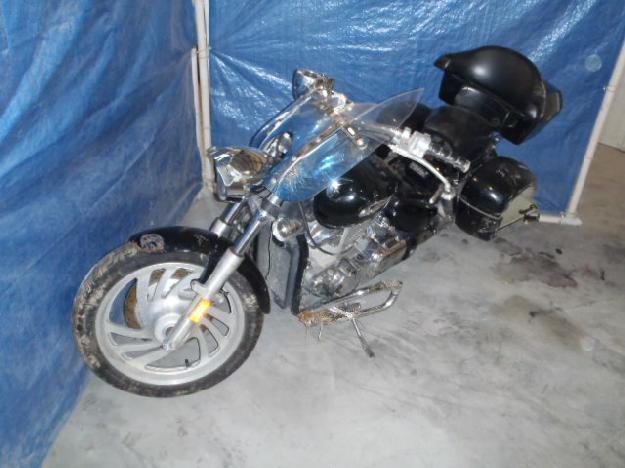 Salvage HONDA MOTORCYCLE 1.3L  2 2004   - Ref#25244663