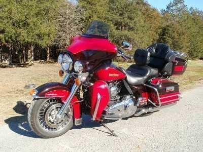 2010 Harley Davidson FLHTCU Ultra Classic Electra Glide in Lebanon, TN