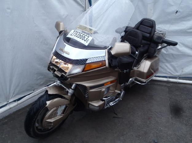 Salvage HONDA MOTORCYCLE 1.5L  6 1989   - Ref#27935663