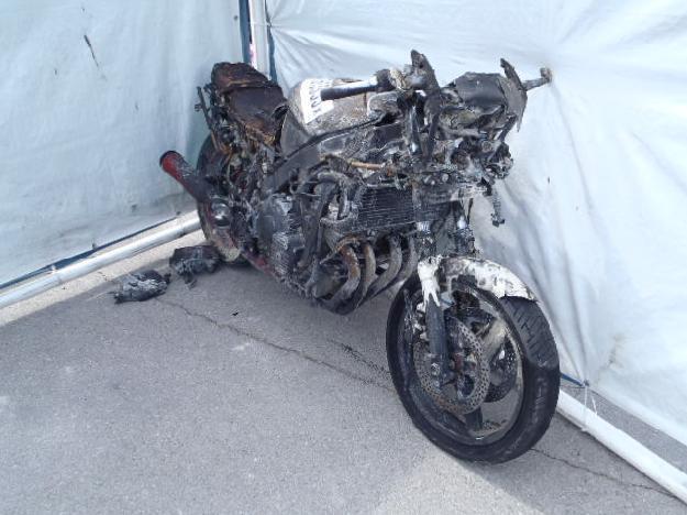 Salvage HONDA MOTORCYCLE .6L  4 1987   - Ref#26613333