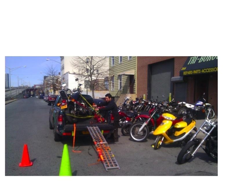 New York City (NYC) motorcycle vespa, bike scooter towing ,tow 212 845 9567 Queens NY