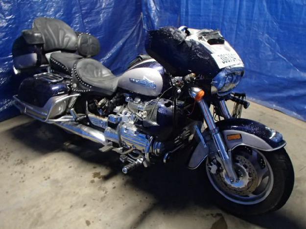 Salvage HONDA MOTORCYCLE 1.5L  6 2000   - Ref#30679413