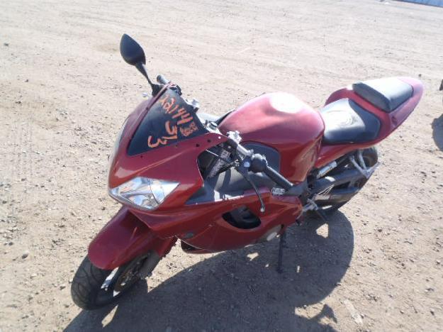 Salvage HONDA MOTORCYCLE .6L  4 2002   - Ref#22144313