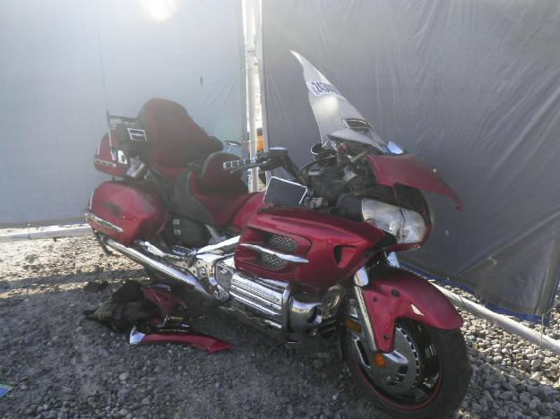 Salvage HONDA MOTORCYCLE 1.8L  6 2003   - Ref#24344083
