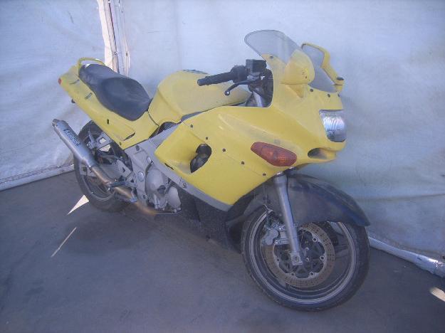 Salvage KAWASAKI MOTORCYCLE .6L  4 1995   - Ref#11710343
