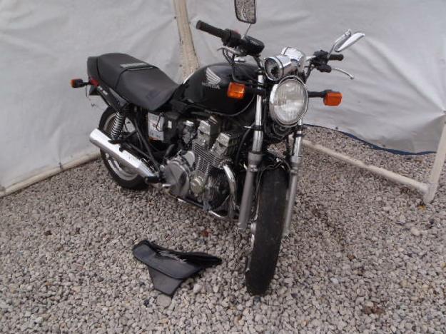 Salvage HONDA MOTORCYCLE .8L  4 1993   - Ref#19084543