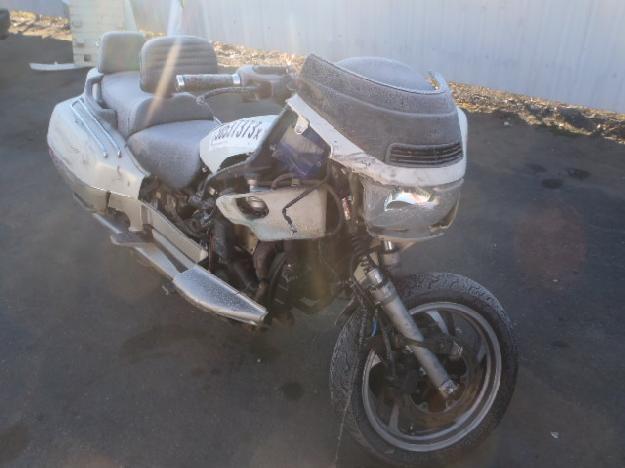 Salvage HONDA MOTORCYCLE .8L  2 1989   - Ref#30537373