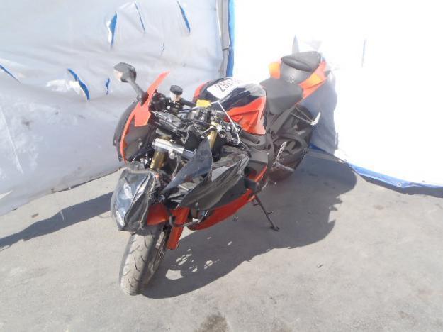 Salvage SUZUKI MOTORCYCLE .8L  4 2011   - Ref#29918573