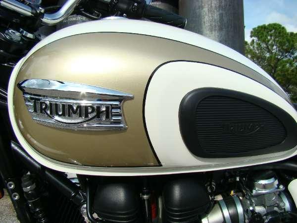 2014 Triumph Bonneville T100